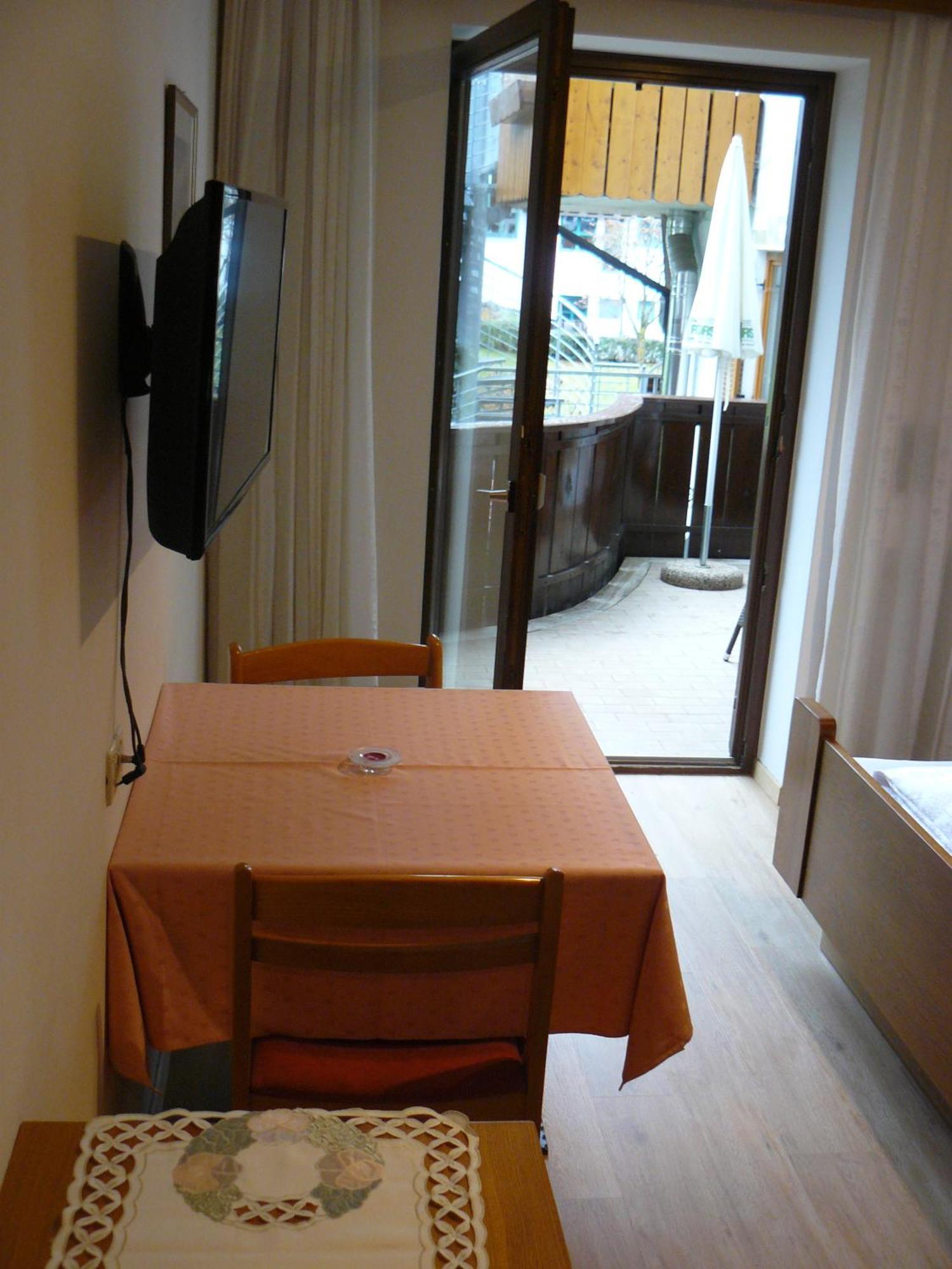 Hotel Garni Savoy Castelrotto Ruang foto