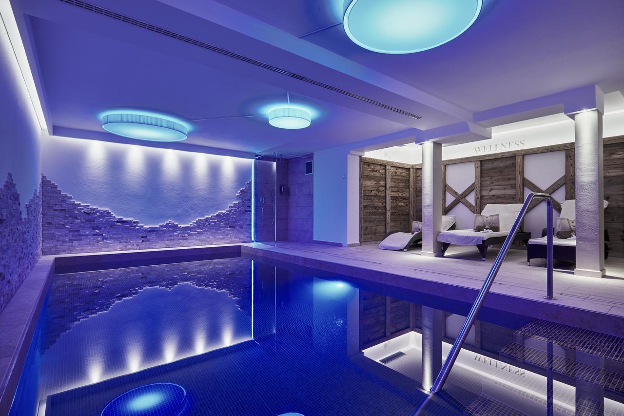 Hotel Garni Savoy Castelrotto Bagian luar foto